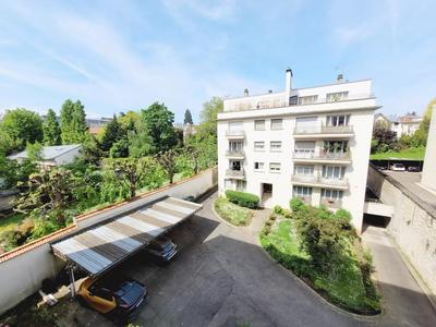 Appartement - 60 m² - 2 pièces