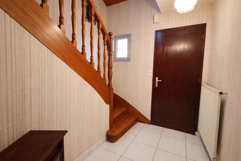 Maison - 102 m² - 7 pièces