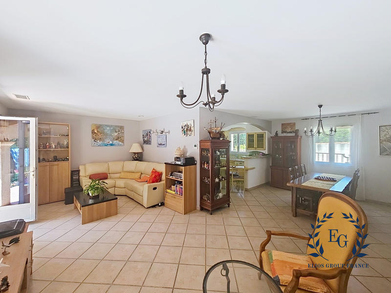 Maison - 107 m² - 4 pièces