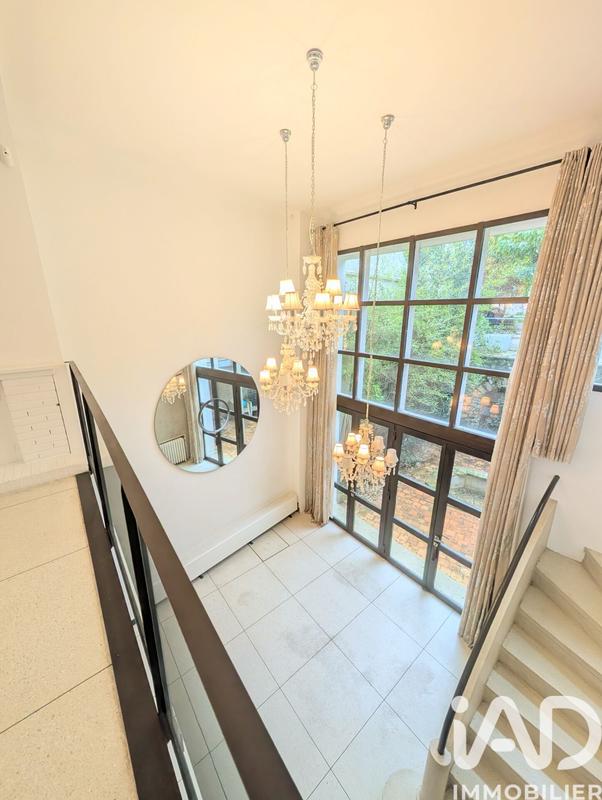 Maison - 182 m² - 6 pièces