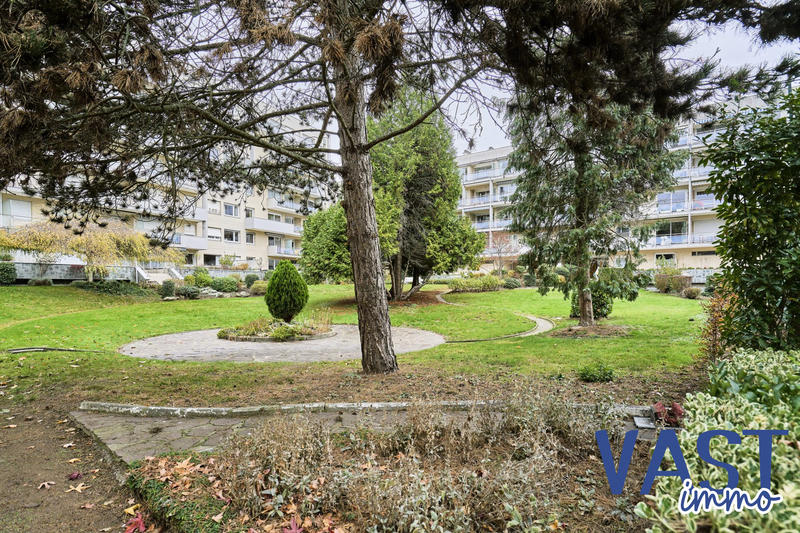 Appartement - 122 m² - 4 pièces