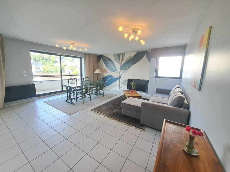 Appartement - 102 m² - 4 pièces