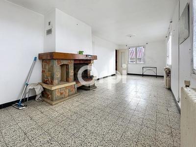 Maison - 80 m² - 4 pièces