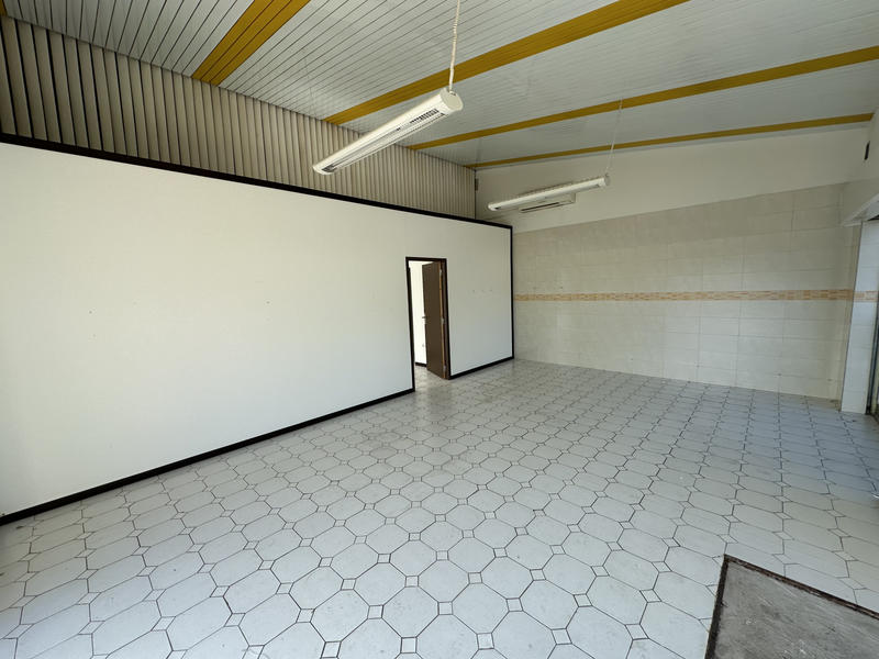 Local commercial - 491 m²