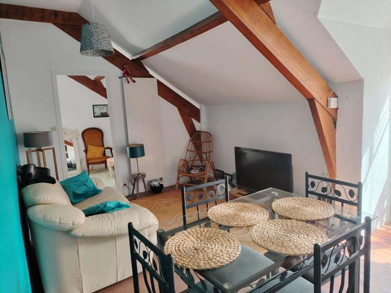 Maison - 320 m² - 11 pièces