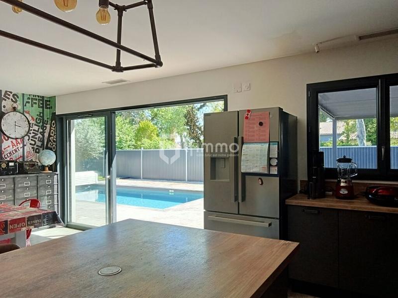 Maison - 185 m² - 7 pièces