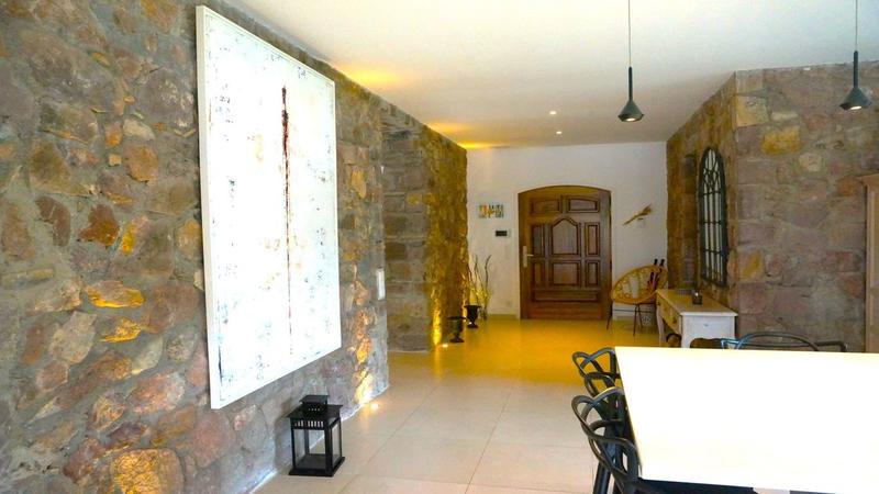 Villa - 266 m² - 8 pièces