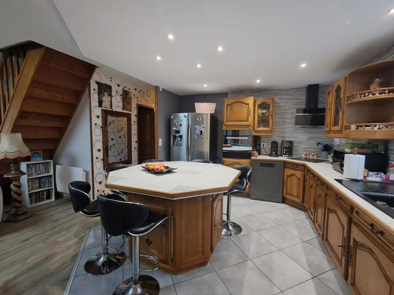 Maison - 158 m² - 6 pièces