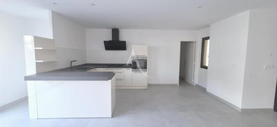 Maison - 135 m² - 4 pièces