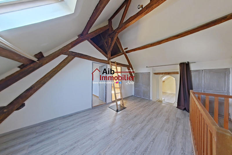 Maison - 97 m² - 4 pièces