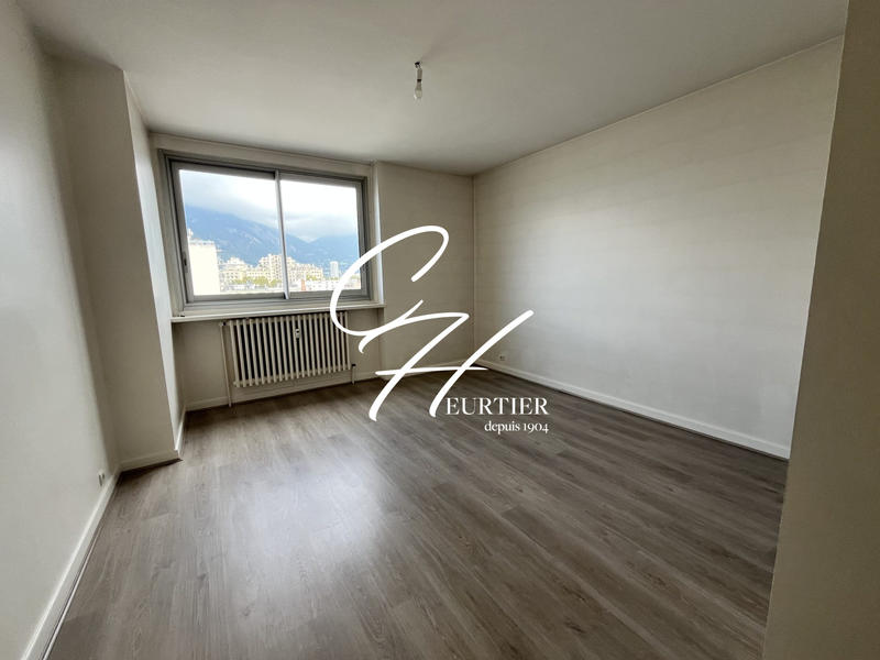 Appartement - 116 m² - 4 pièces