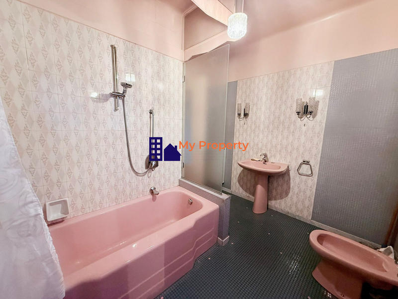 Villa - 196 m² - 7 pièces