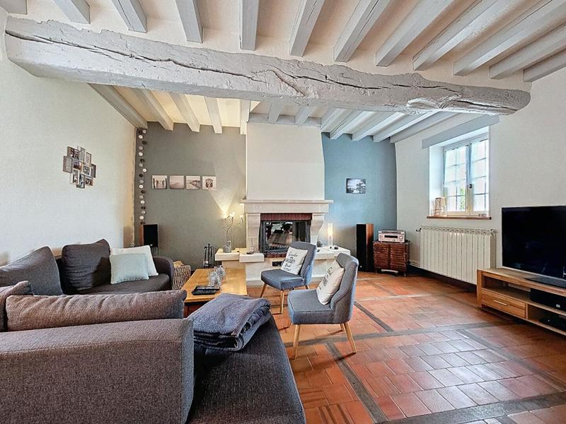 Maison - 210 m² - 8 pièces