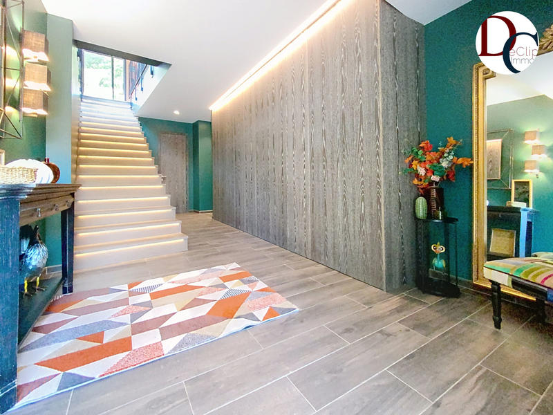 Maison - 500 m² - 12 pièces