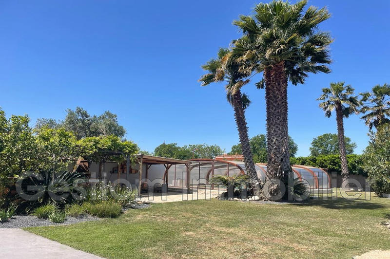 Villa - 180 m² - 6 pièces