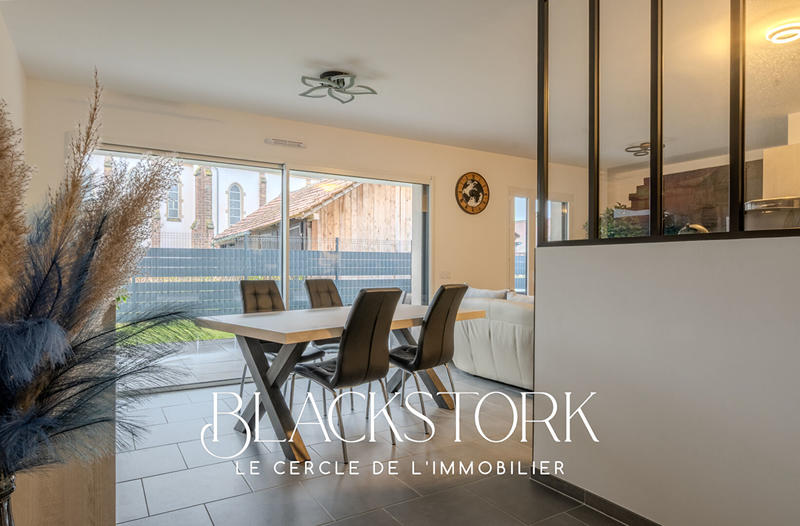 Appartement - 90 m² - 4 pièces