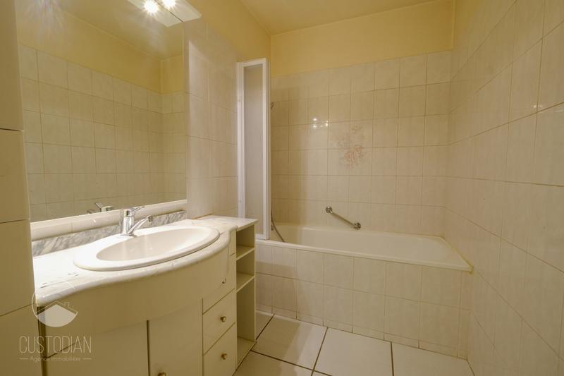 Appartement - 101 m² - 4 pièces