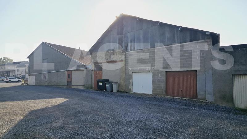 Maison - 400 m² - 5 pièces