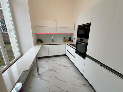 Appartement - 80 m² - 3 pièces