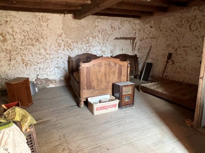 Maison ancienne - 184 m² - 6 pièces