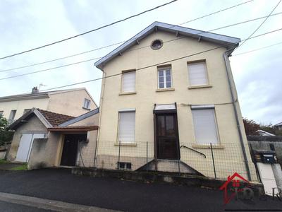 Maison - 68 m² - 5 pièces