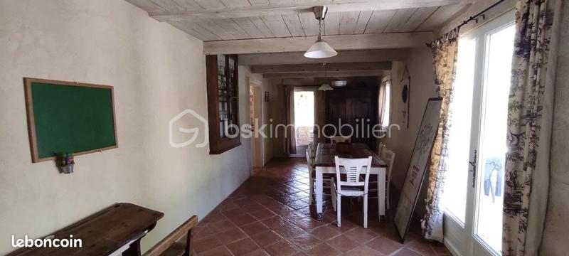 Propriété - 105 m² - 4 pièces