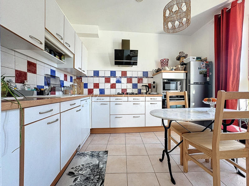 Appartement - 85 m² - 4 pièces