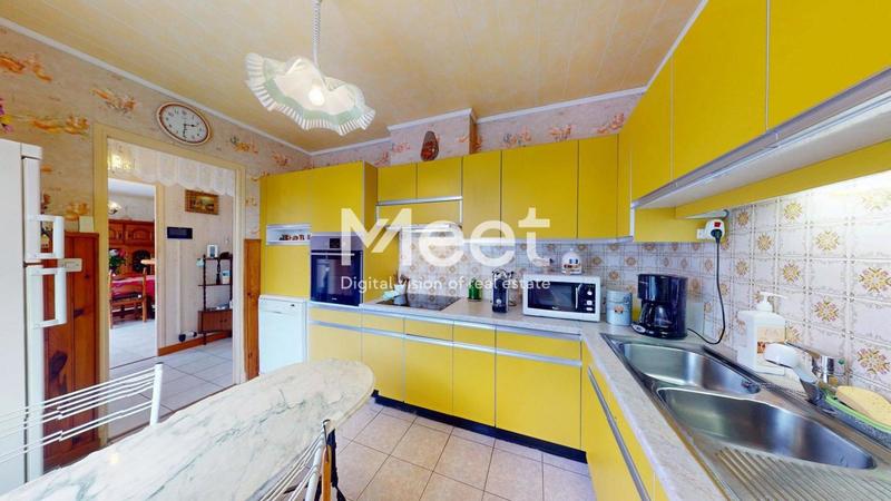 Pavillon - 130 m² - 7 pièces