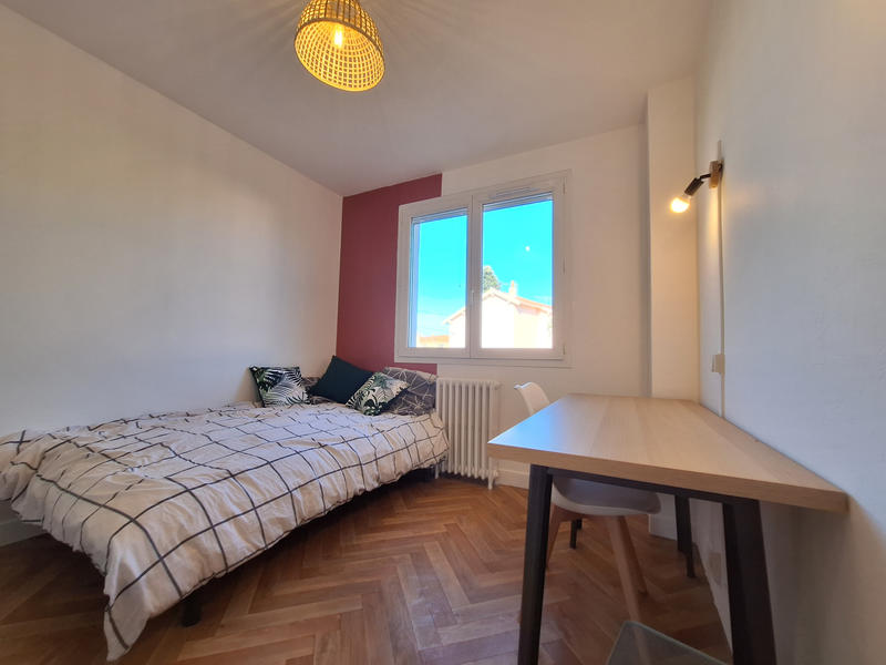 Appartement - 100 m² - 2 pièces