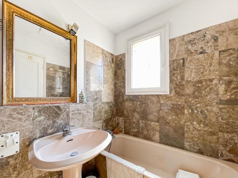 Maison - 175 m² - 6 pièces