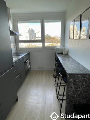 Chambre - 11 m² - 1 pièce