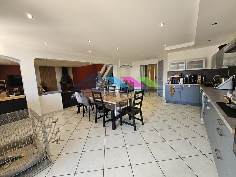 Maison de village - 196 m² - 4 pièces