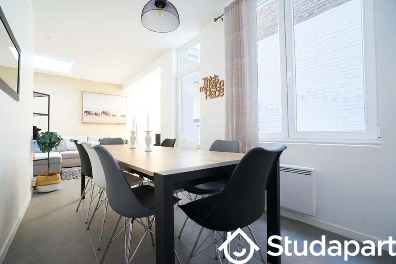 Chambre - 14 m² - 1 pièce