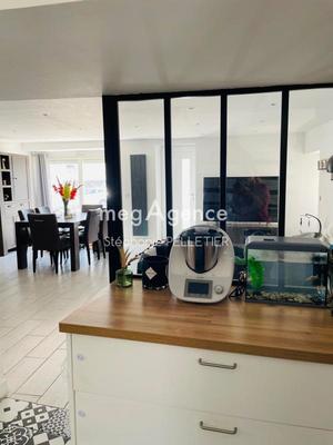 Maison - 114 m² - 4 pièces