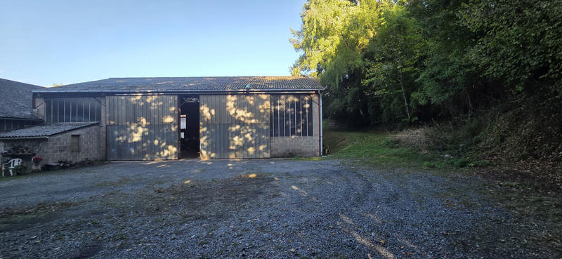 Maison - 500 m² - 4 pièces