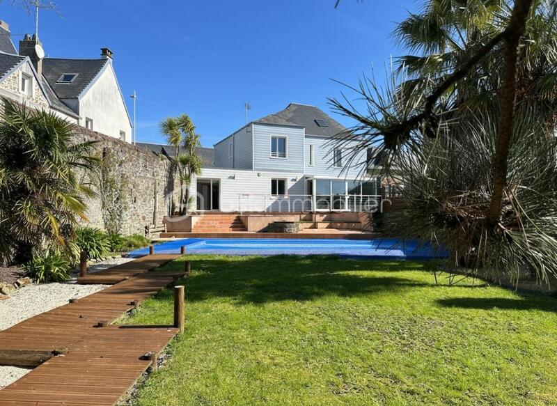 Maison de ville - 169 m² - 6 pièces