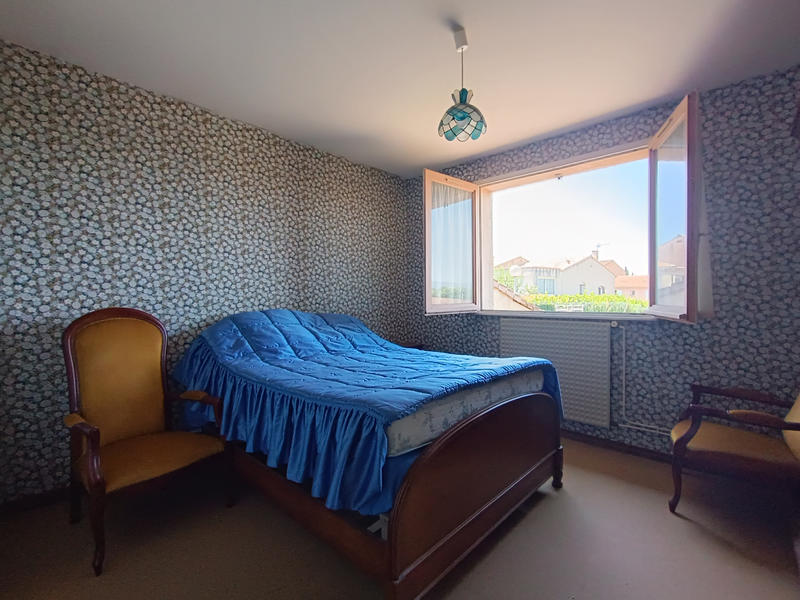 Maison - 95 m² - 5 pièces