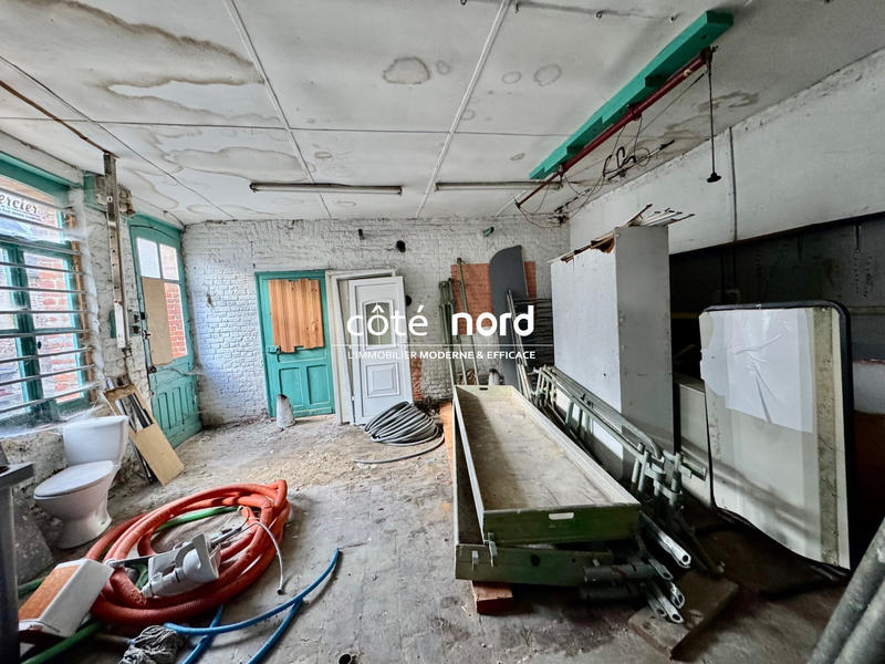 Maison ancienne - 232 m² - 4 pièces