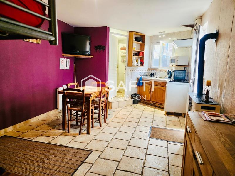 Maison - 130 m² - 8 pièces