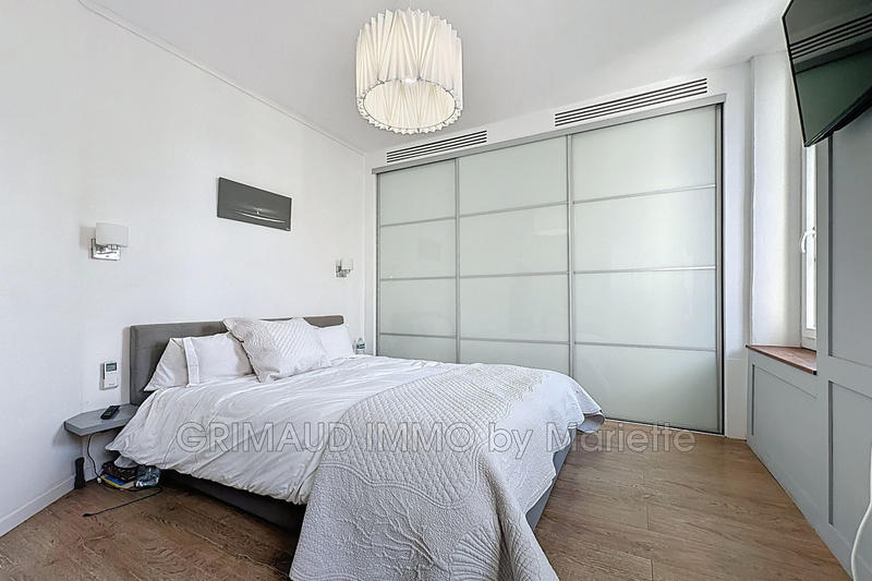 Maison - 141 m² - 5 pièces