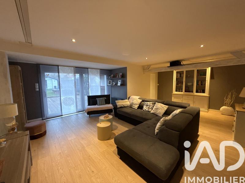 Maison - 179 m² - 7 pièces