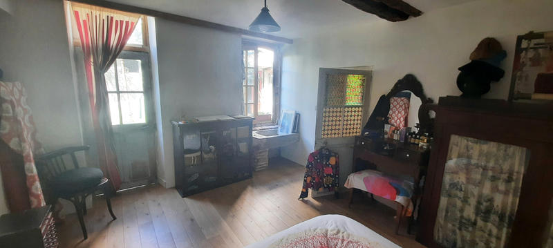 Appartement - 200 m² - 6 pièces