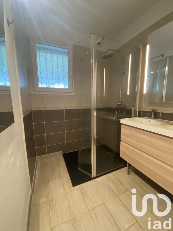 Maison - 201 m² - 7 pièces