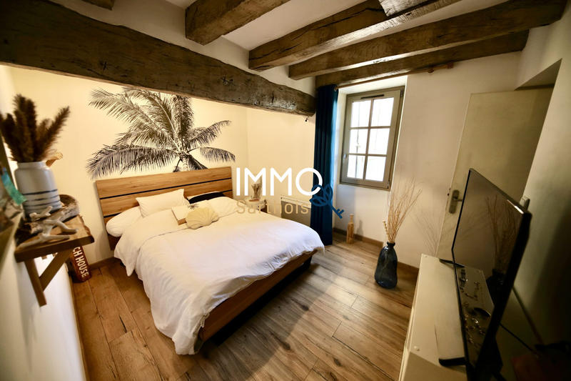 Maison traditionnelle - 87 m² - 4 pièces