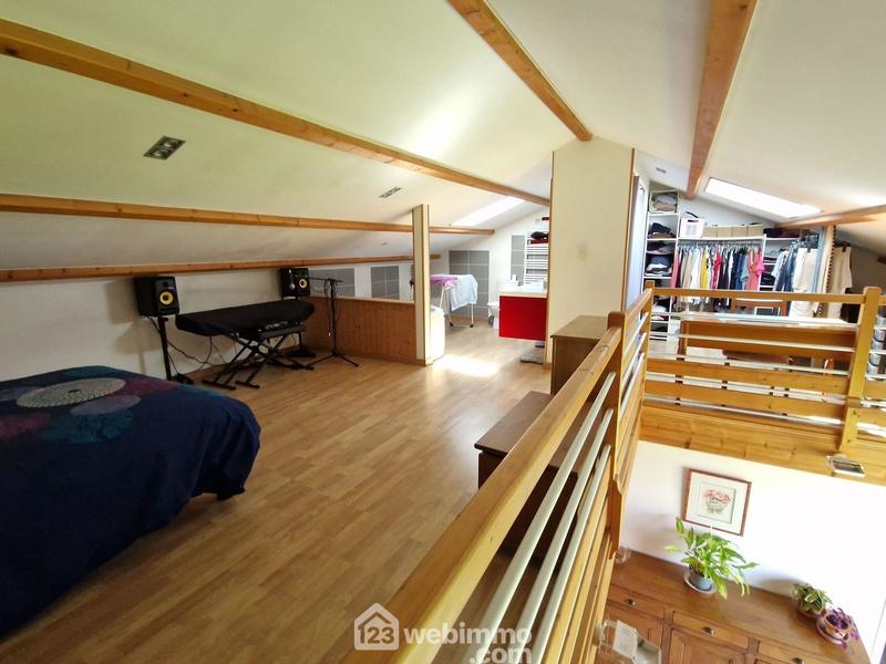 Maison - 140 m² - 5 pièces