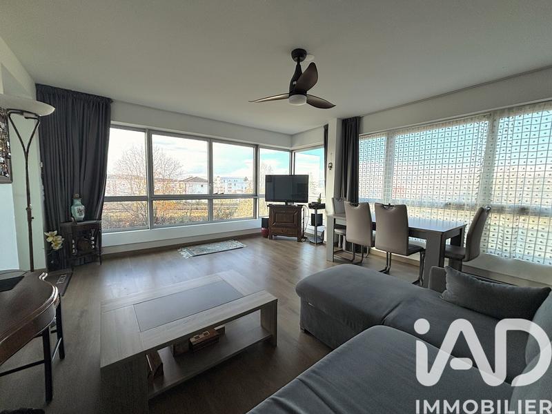 Appartement - 93 m² - 4 pièces