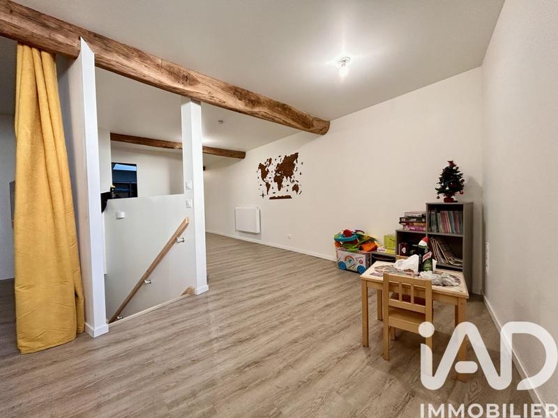 Maison - 248 m² - 6 pièces
