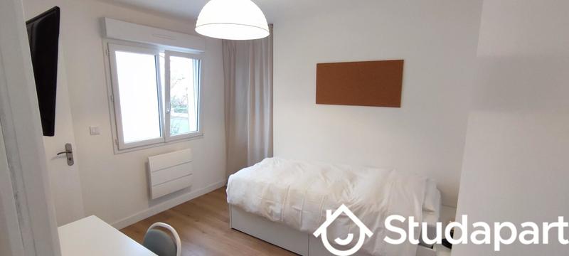 Chambre - 9 m² - 1 pièce