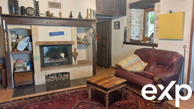 Maison traditionnelle - 76 m² - 4 pièces