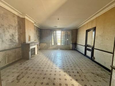 Maison - 250 m² - 5 pièces